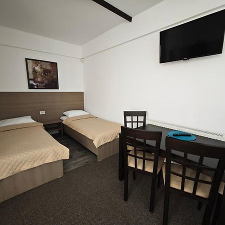 Camere De Inchiriat Havana Beach Năvodari Eksteriør billede
